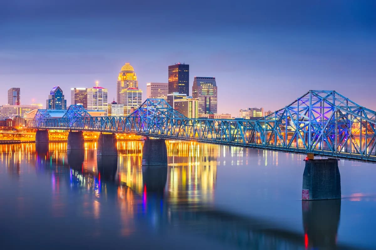 The Louisville skyline lit up over the Ohio river