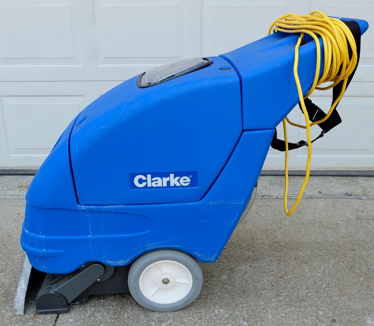 Carpet cleaner for rent in Denver, CO on RentingHive